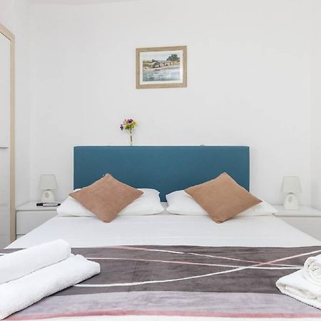 Peruzovic Rooms 1 สปลิท ภายนอก รูปภาพ