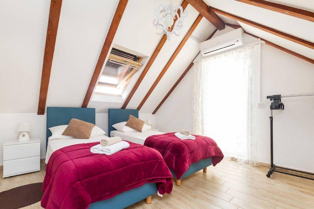 Peruzovic Rooms 1 สปลิท ภายนอก รูปภาพ