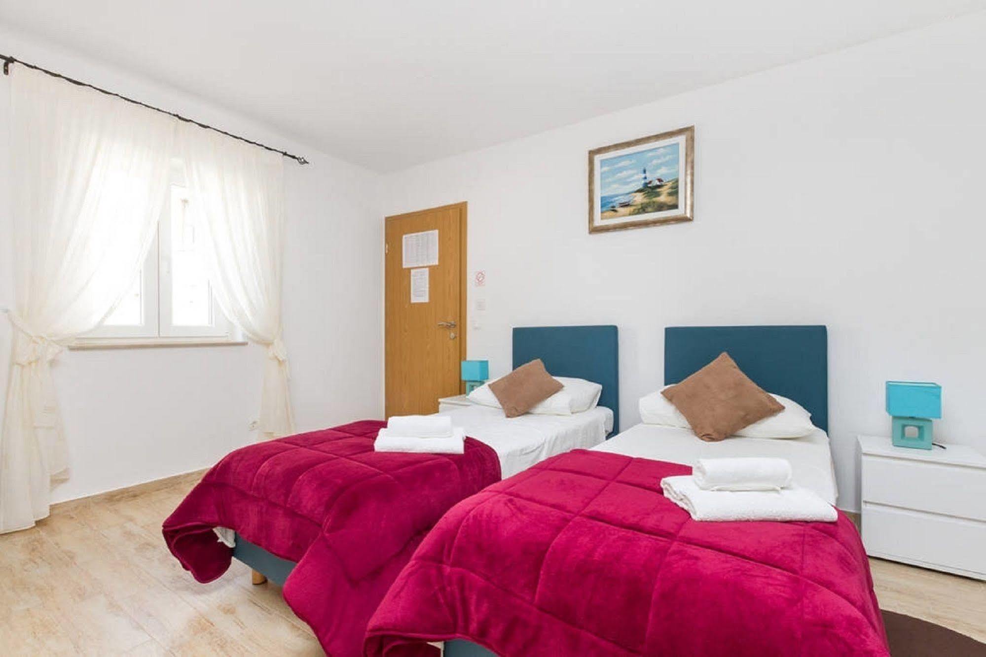 Peruzovic Rooms 1 สปลิท ภายนอก รูปภาพ